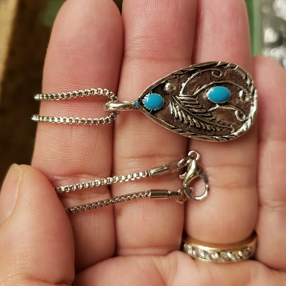 Turquoise Silver Necklace - Picture 6 of 6